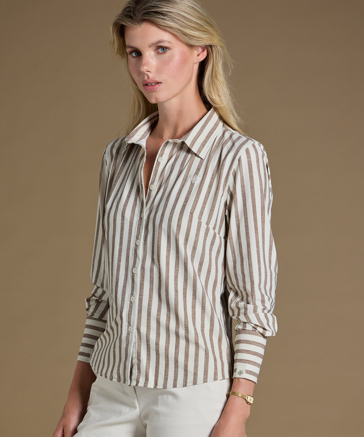 Zijdelings beeld van de gestreepte sophia blouse met lange mouwen